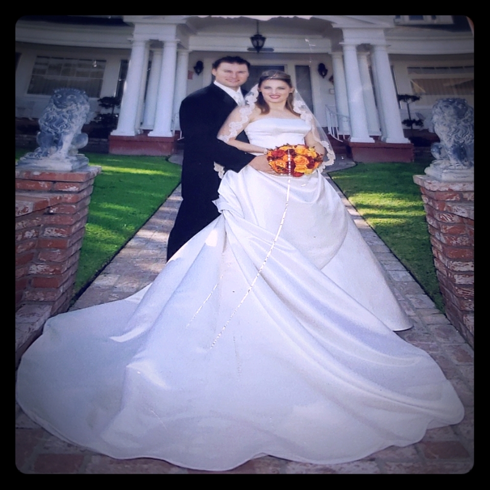 Wedding dress